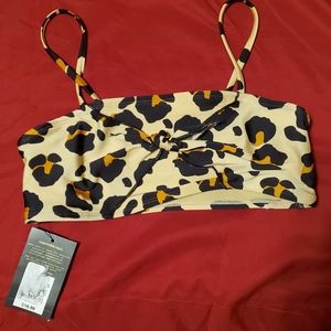 🔴NWT Cheetah bikini top 3$/15